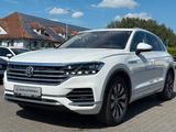Volkswagen Touareg Atmosphere Innovision 4M AHK*PANO*LUFT* - Volkswagen Touareg mit Diesel-Antrieb: Head-Up Display