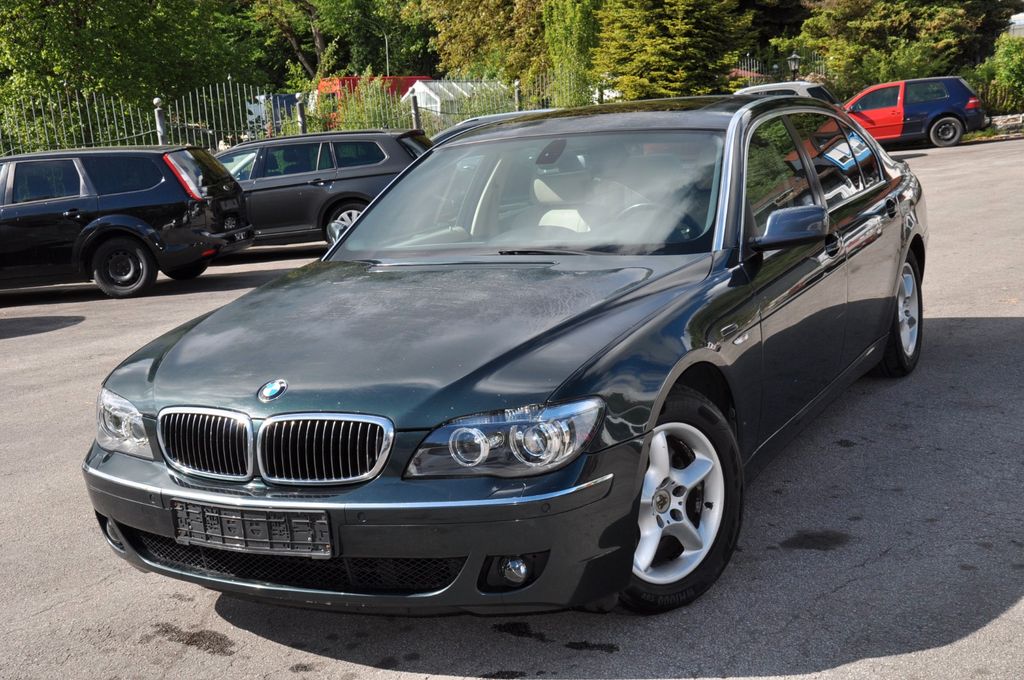 BMW 730