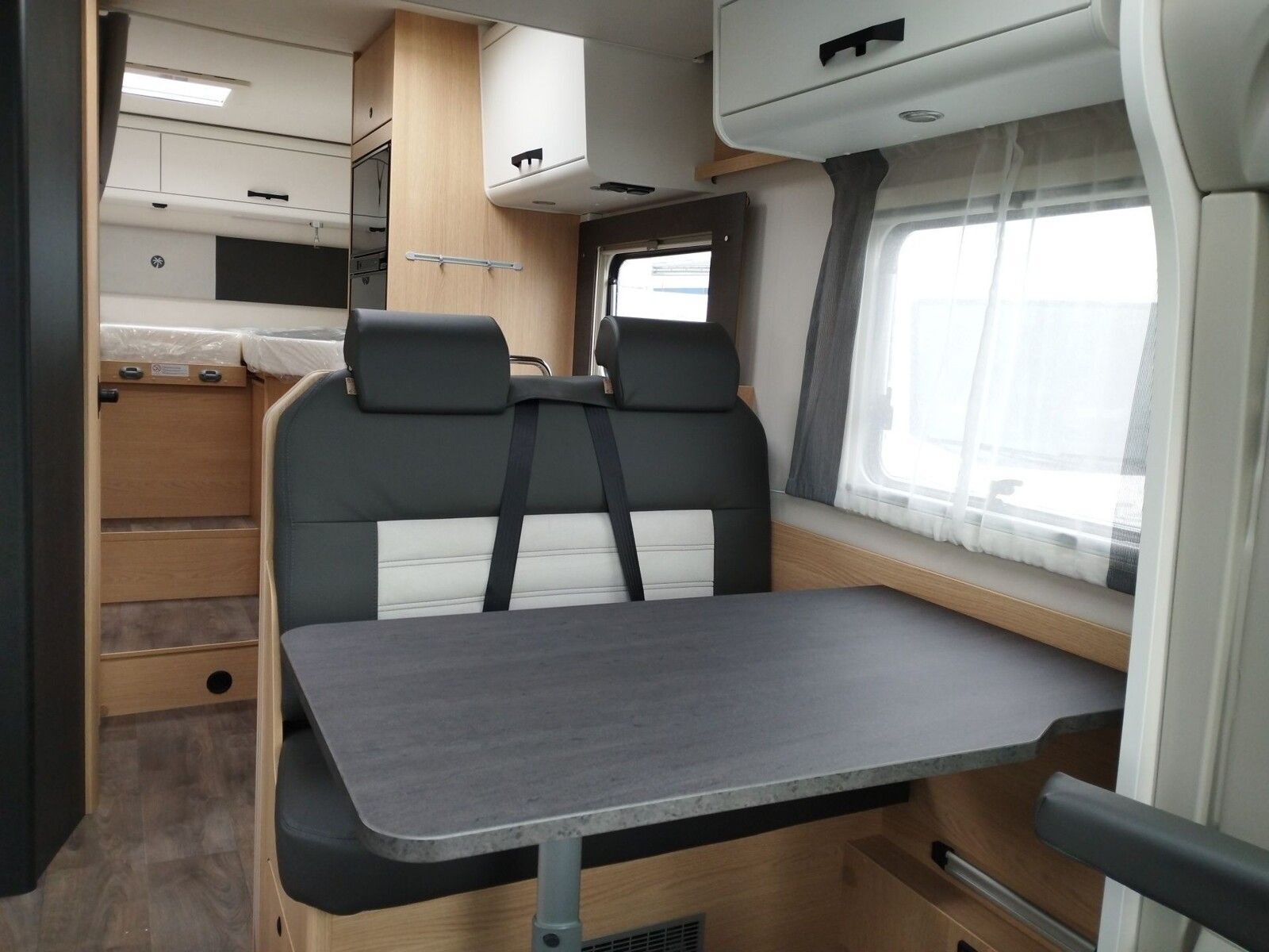Fahrzeugabbildung Sunlight Adventure T 67 Automatik, Dörr Edition, TV