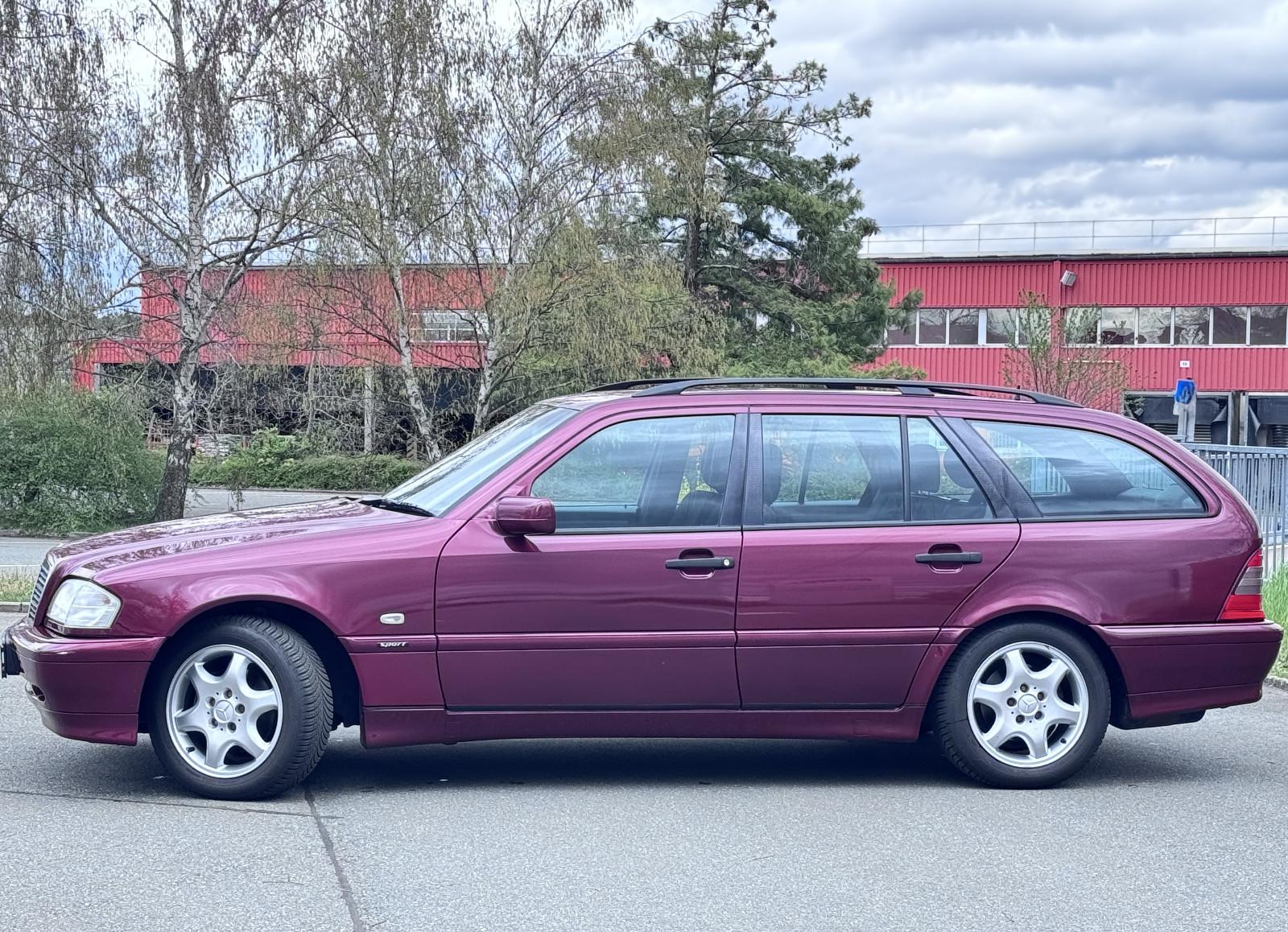 Mercedes-Benz C 180 T SPORT*