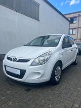Hyundai i20 Classic - Hyundai i20 Gebrauchtwagen in Köln