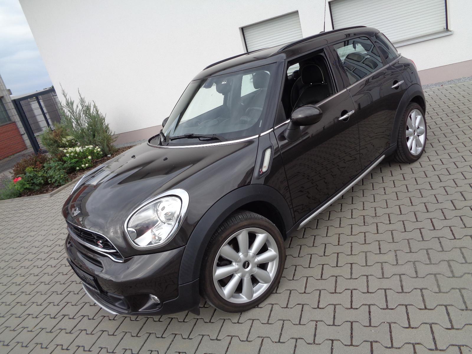 MINI Coun.Co.S Aut.ALL4 Vollleder Navi.Klimaaut.Xenon