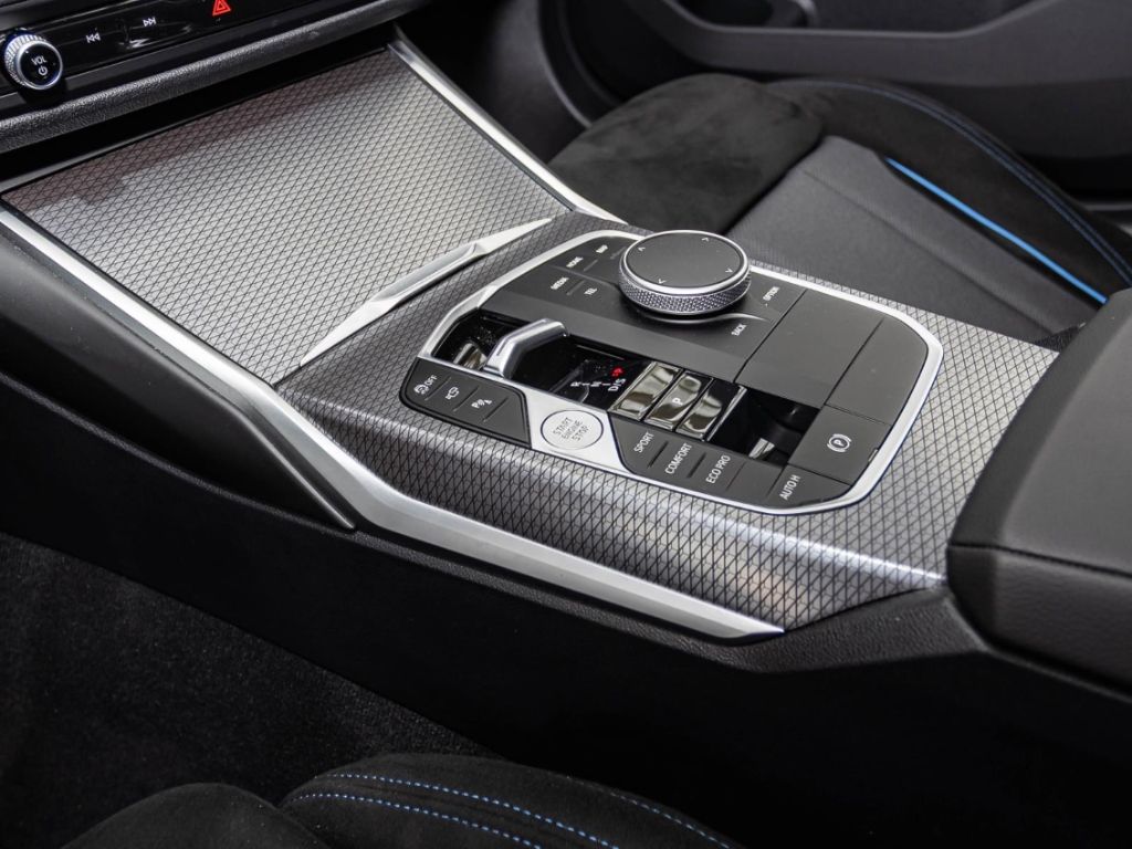 BMW 320 - Bild 10