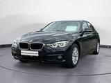 BMW 320iA Limousine Advantage AHK Navi Business Glas - BMW 320: 320i