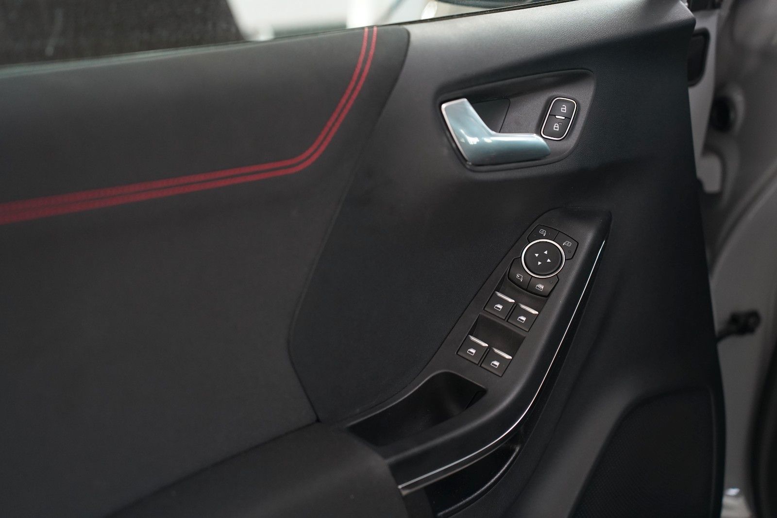 Fahrzeugabbildung Ford Puma ST-Line
