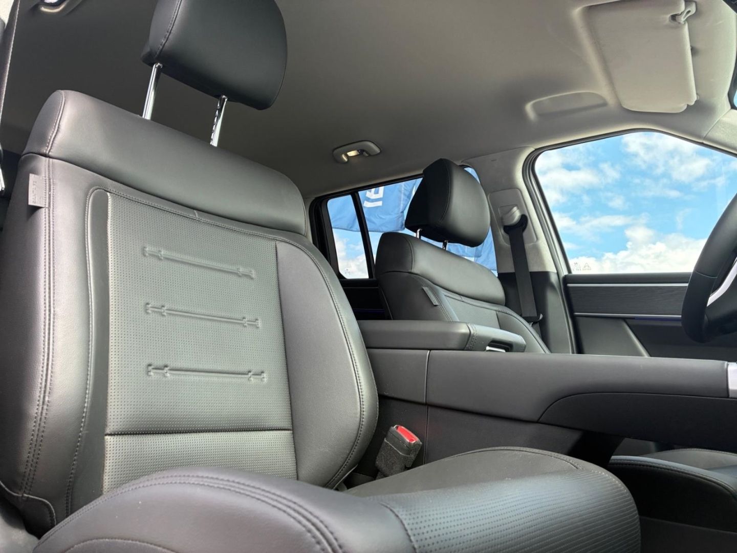 Hyundai Santa Fe – Bild 15