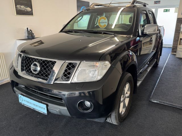 Nissan Navara 2,5 DoKa aus Erster Hand TÜV 02/26