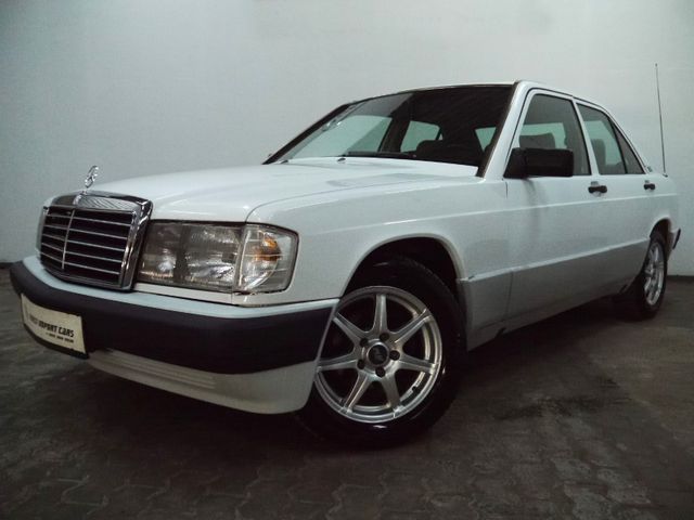 Mercedes-Benz 190 Autom. CD Servo Schiebedach ZV TUV neu!