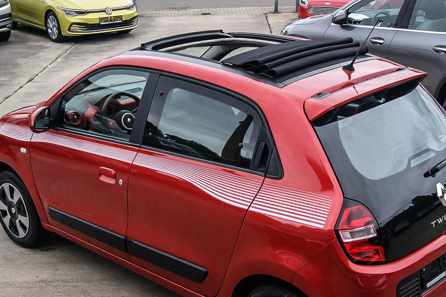 Fahrzeugabbildung Renault Twingo Dynamique 1.0 FALTDACH PDC SIHZG TEMPOMAT