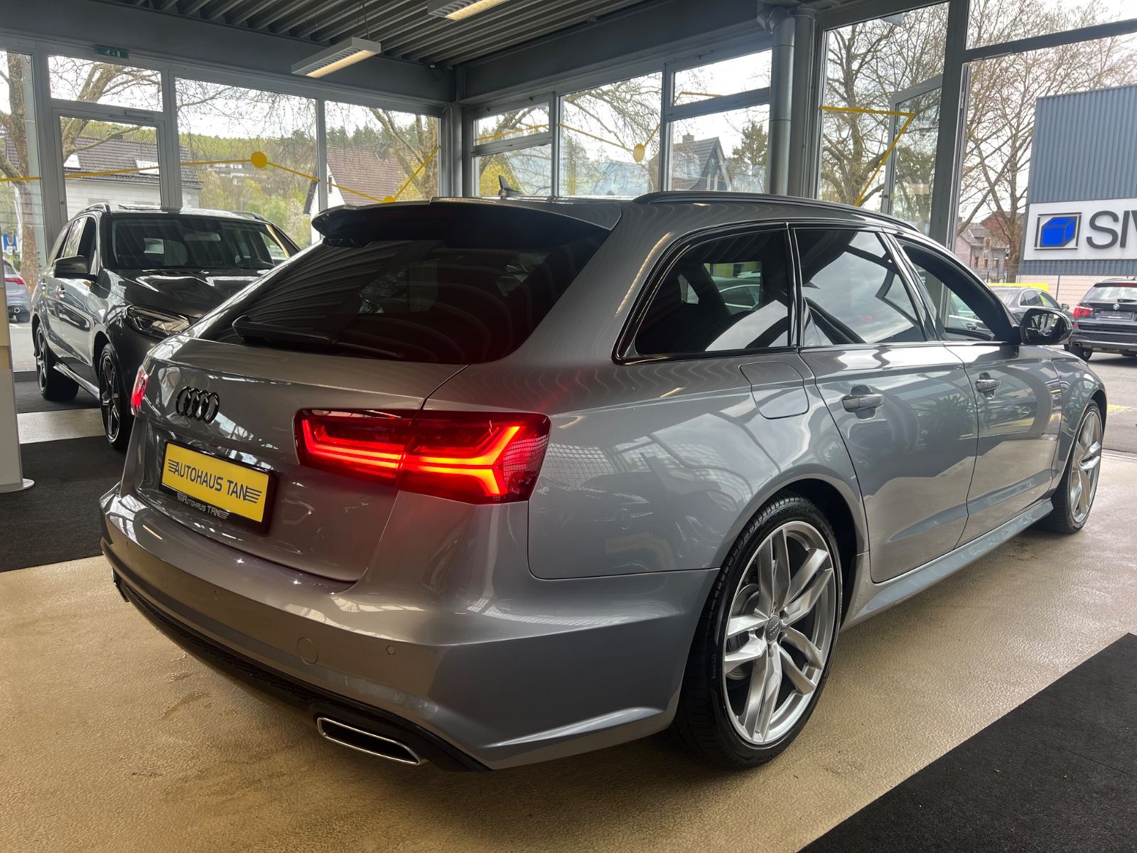 Fahrzeugabbildung Audi A6 Avant 2.0 TDI ultra S Line Plus *MATRIX-LED*