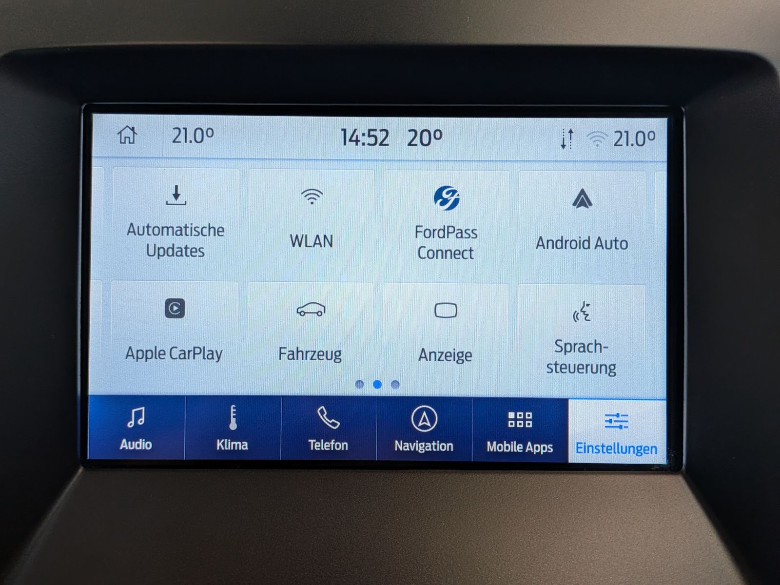 Fahrzeugabbildung Ford S-MAX 2.0 Aut. Titanium*LED*CAM*ACC*AHK*7-SITZE