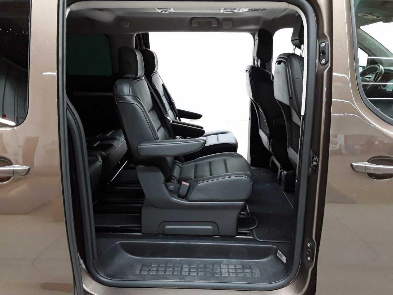 Citroën Spacetourer M 2.0 Lounge 7 Si. LEDER AHK