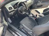 Volkswagen Scirocco 2.0 TSI Standard - Volkswagen Scirocco: Standard