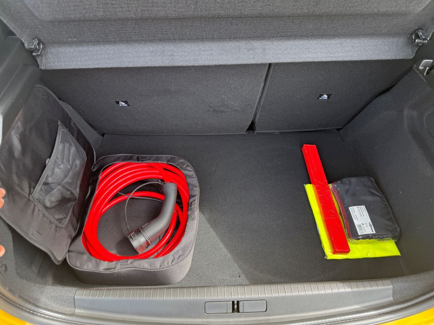 Fahrzeugabbildung Peugeot 208 -e Allure Pack SHZ+Kamera+11KW Schnelllader