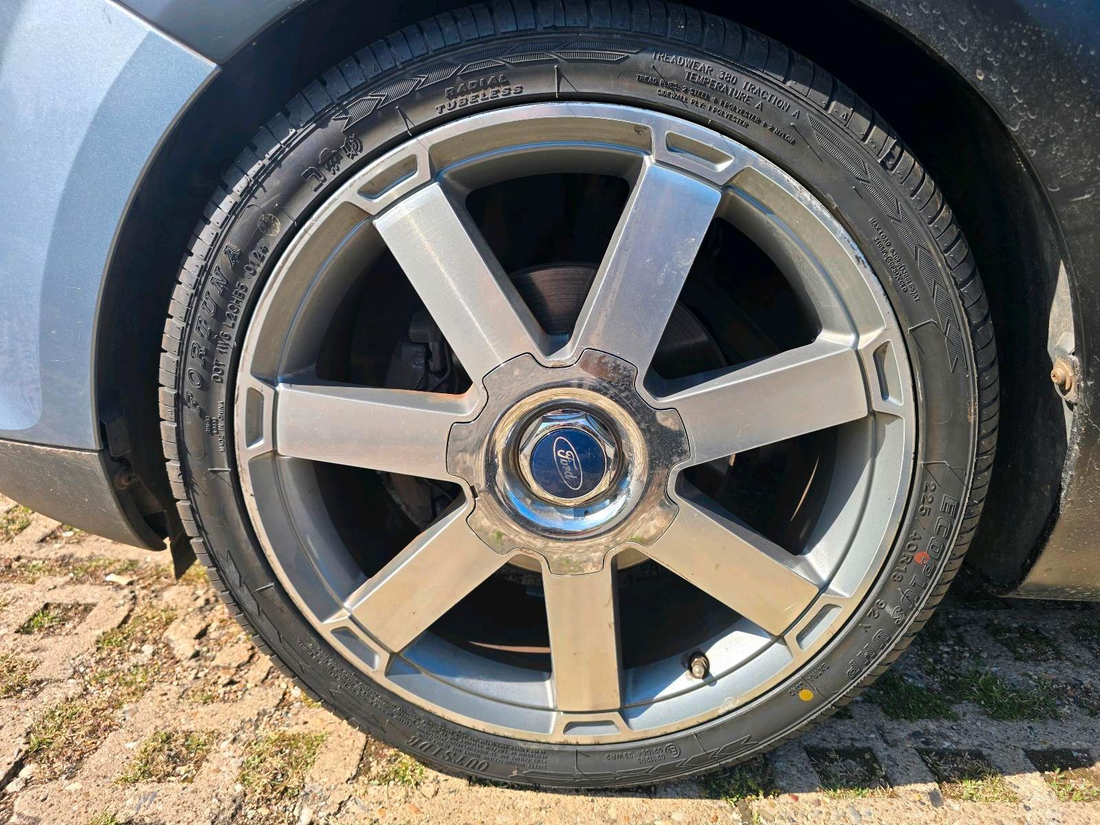 Ford Focus 2005 — photo 10