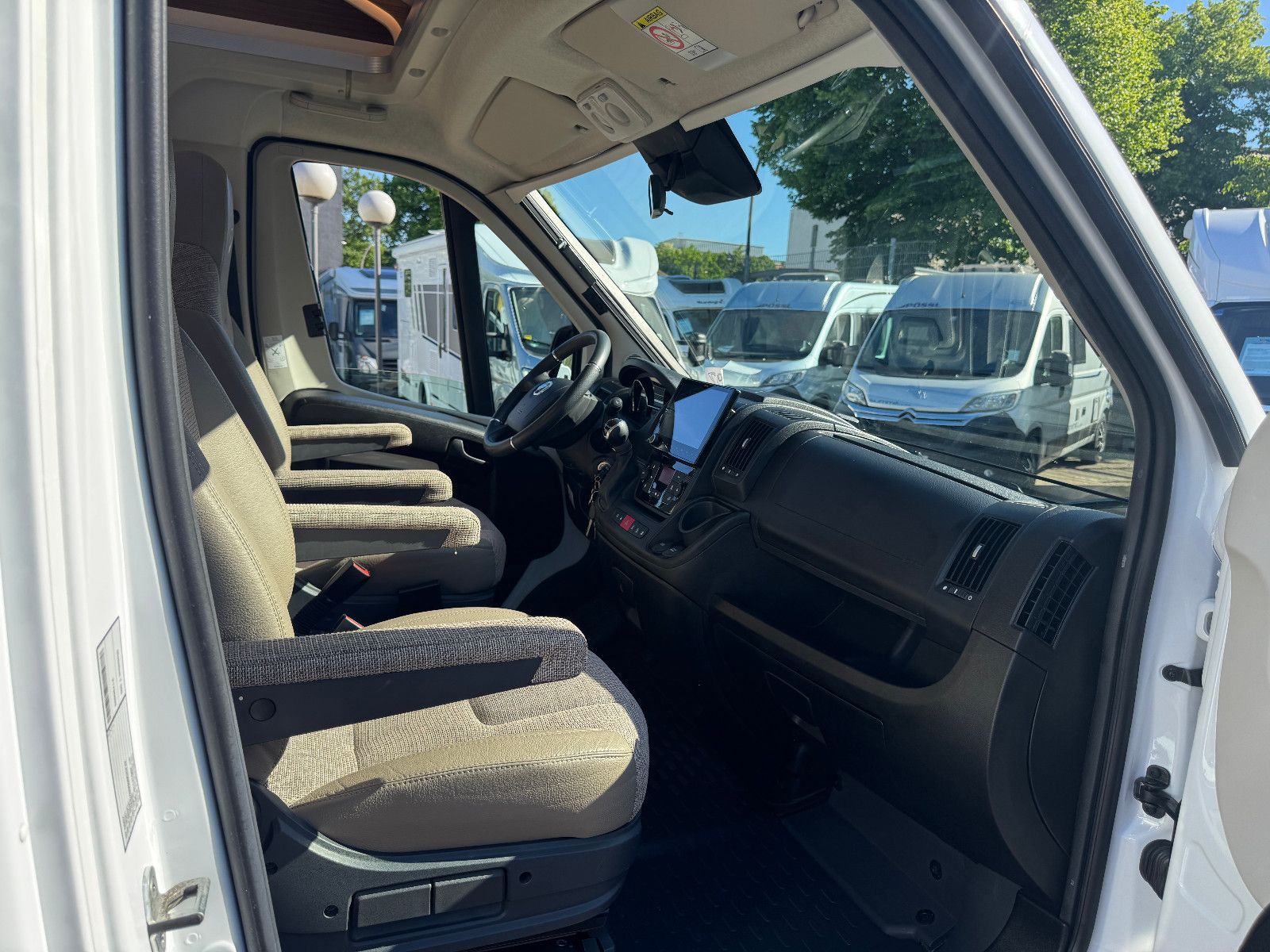 Fahrzeugabbildung Dethleffs GLOBEBUS T 006 FIAT 9G AUTOMATIK ACC NAVI TV SAT