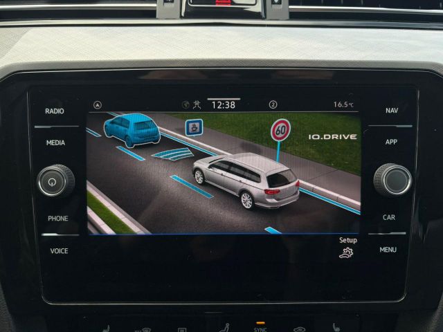 PASSAT VARIANT 2.0 TDI DSG BUSINESS IQ.LIGHT+CAM