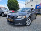 Volvo V50 Kombi D2 Business Edition - Volvo V50 mit Diesel-Antrieb