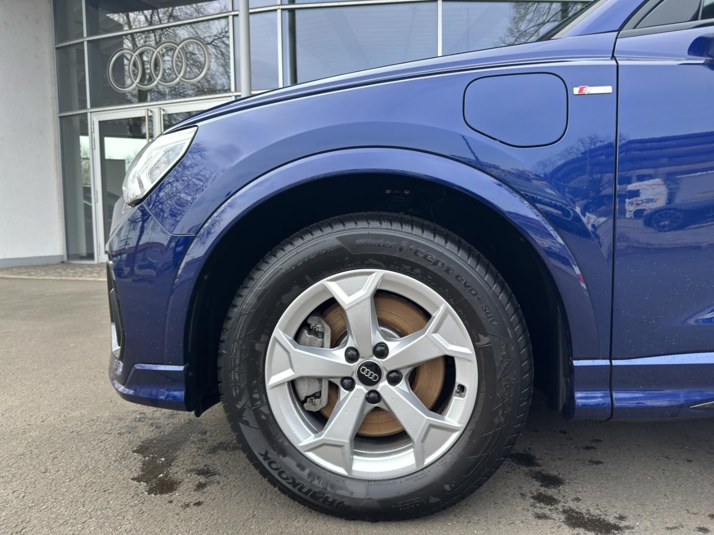Fahrzeugabbildung Audi Q3 TFSI e S line Q3 45 TFSIe S tronic Business A
