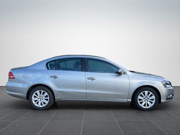 Volkswagen Passat - 6