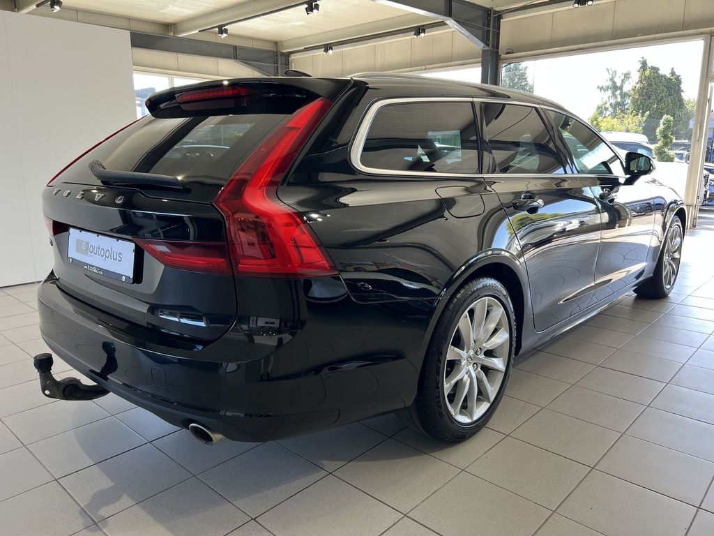 Volvo V90 T5 Momentum AHK *KEIN VERKAUF AN PRIVAT*