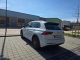 Volkswagen Tiguan 2.0 TDI SCR DSG R-Line  - Behindertengerechte Volkswagen Tiguan