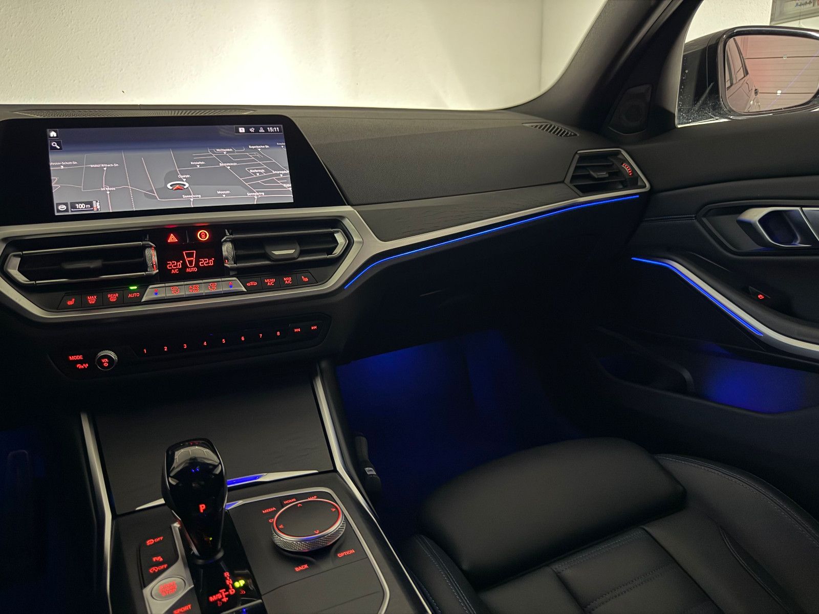 Fahrzeugabbildung BMW 330 i M SPORT/Hi-FI/VRTL COCKPIT/LASER/19% MwSt.