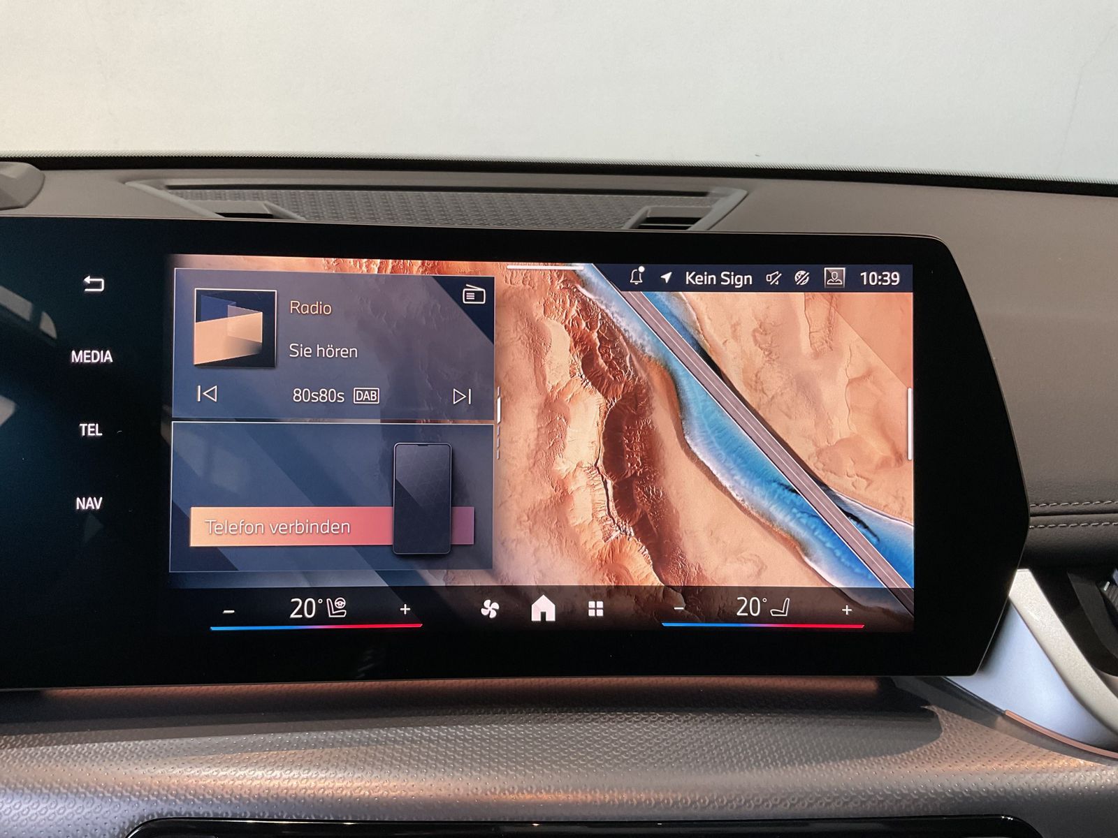 Fahrzeugabbildung BMW iX1 xDrive20 Hifi harman/kardon | Lenkradhzg. |