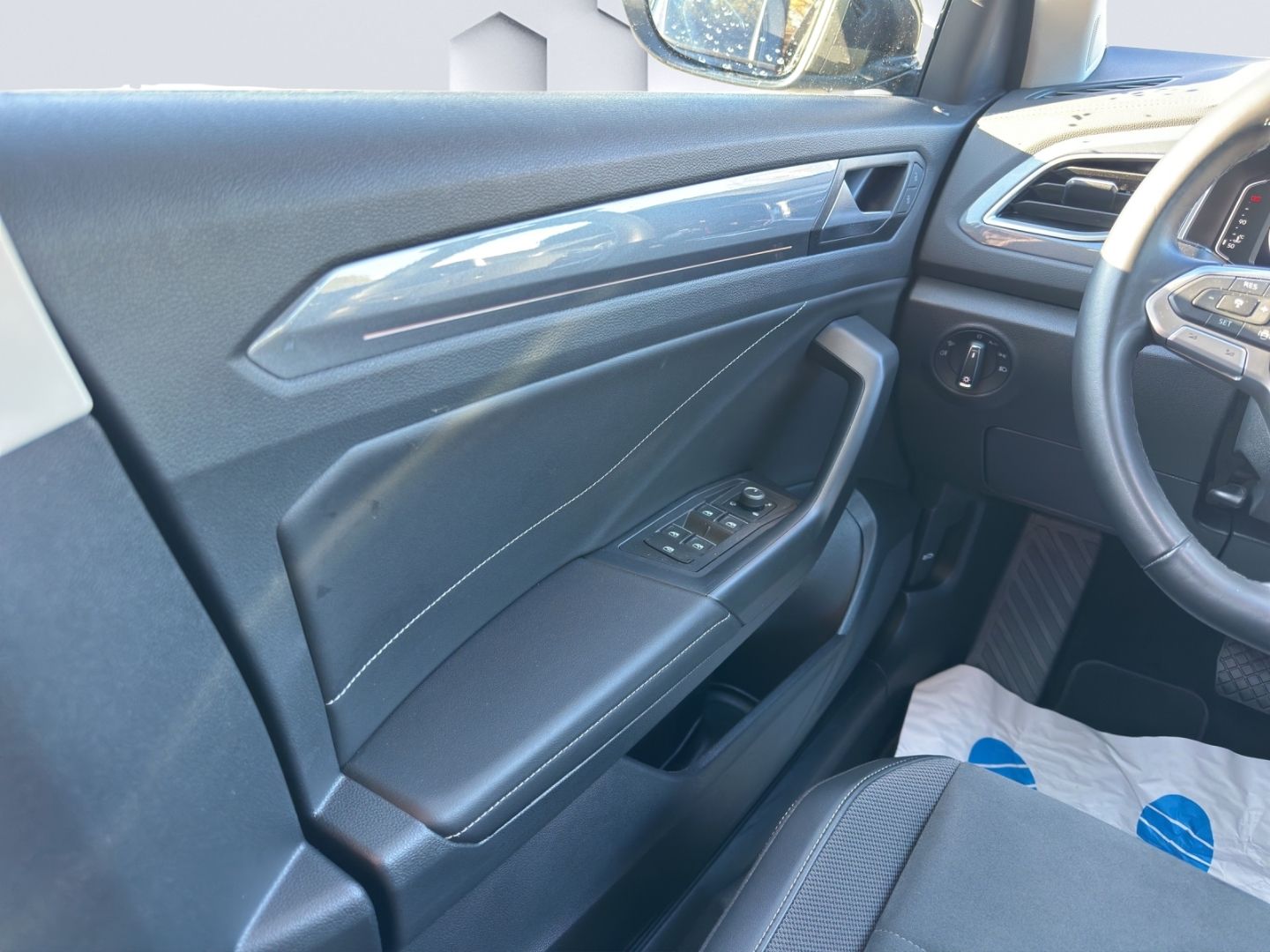 T-Roc Style 1,5l TSI 7-Gang DSG AHZV LED GJR ACC