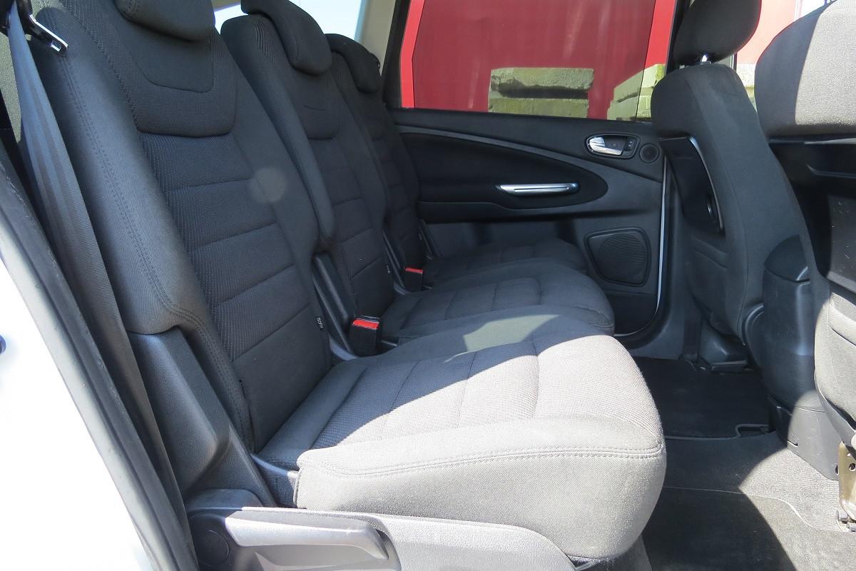 Ford S-MAX 2011 — photo 7