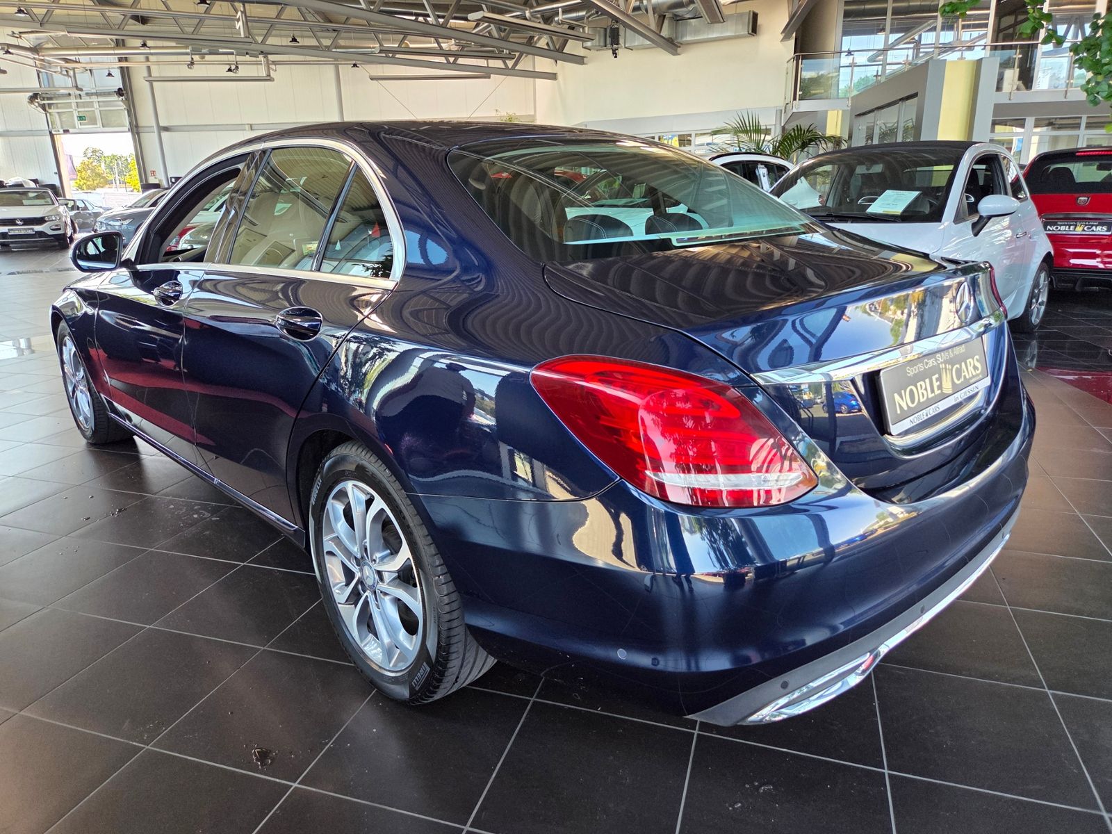 Fahrzeugabbildung Mercedes-Benz C 200 Avantgarde AHK MEMORY LED NAVI