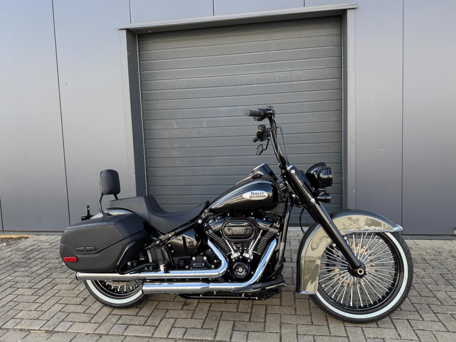 Harley-Davidson Chicanobike Softail Heritage 114 ABS Custombike
