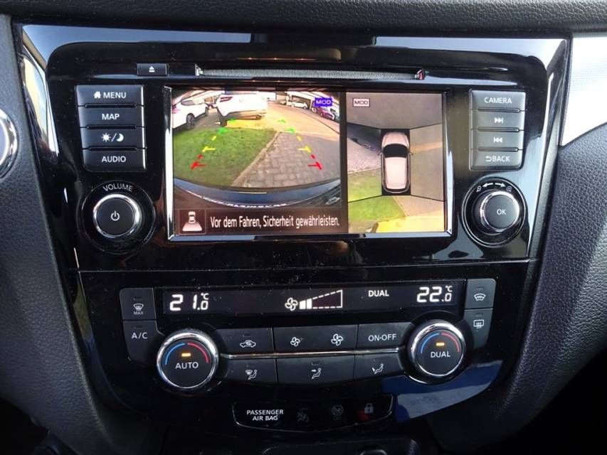 Fahrzeugabbildung Nissan Qashqai 1,3 DIG-T N-Connecta Winterpaket