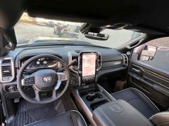 DODGE RAM 3500 Laramie RamBox Night Crew 6.7HO 8 Gang