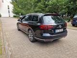 Volkswagen Passat Variant 2.0 TDI SCR 176kW DSG 4MOT Hi... - VW Passat Variant von privat