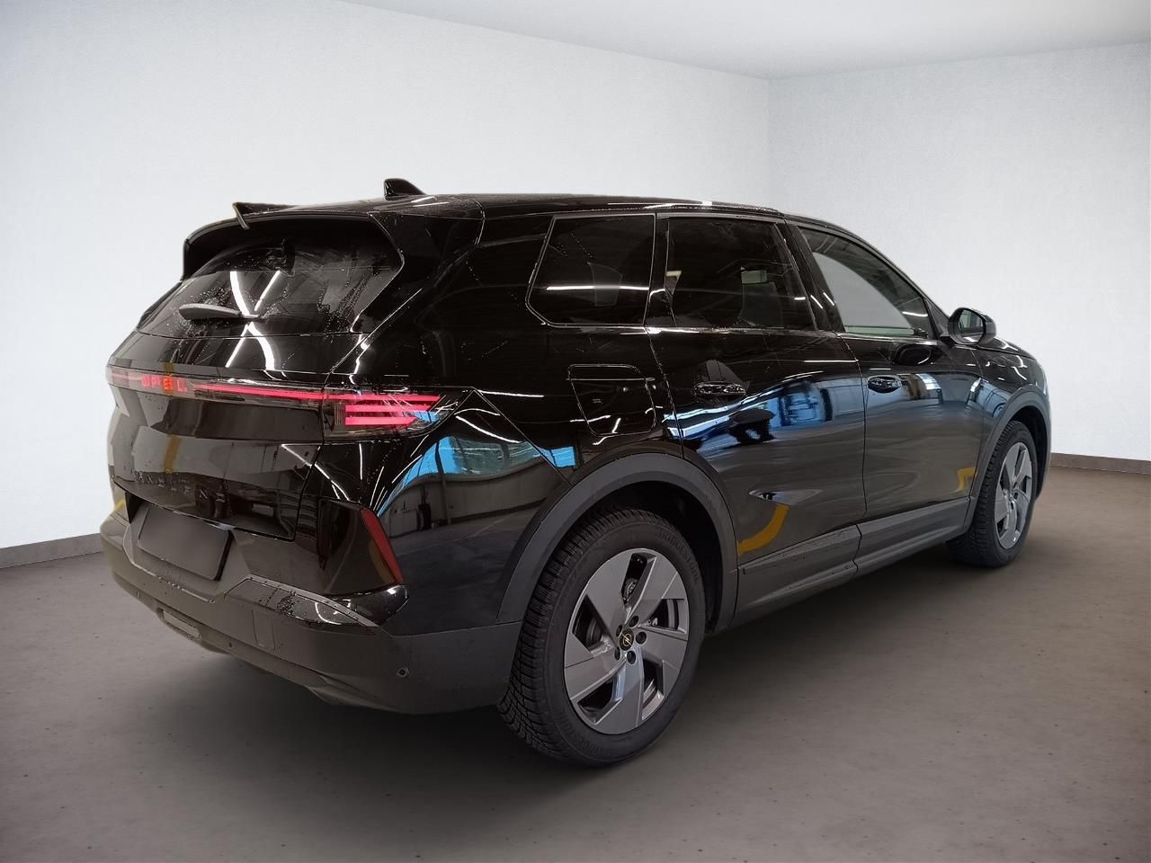 Fahrzeugabbildung Opel Grandland GS MildHybrid 107KW AT//SHZ/LHZ/RKF/Na