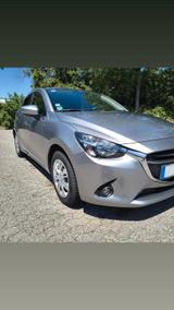 Mazda 2 SKYACTIV-G 90 Sports-Line  Autom. nur  8798 km - Mazda 2: Sport