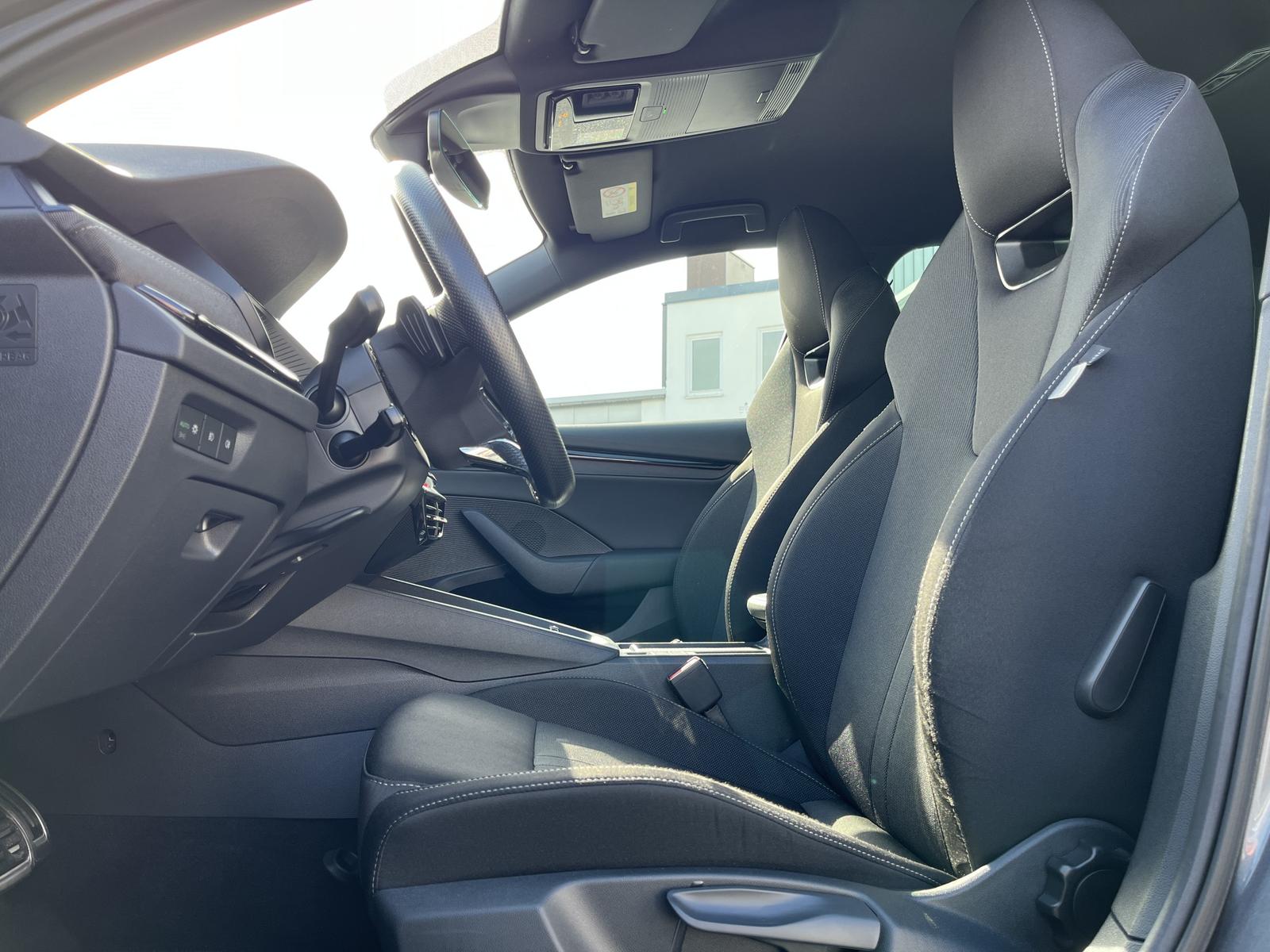 Skoda Octavia Combi 2.0 TDI DSG SPORTLINE 156€ m.20% A