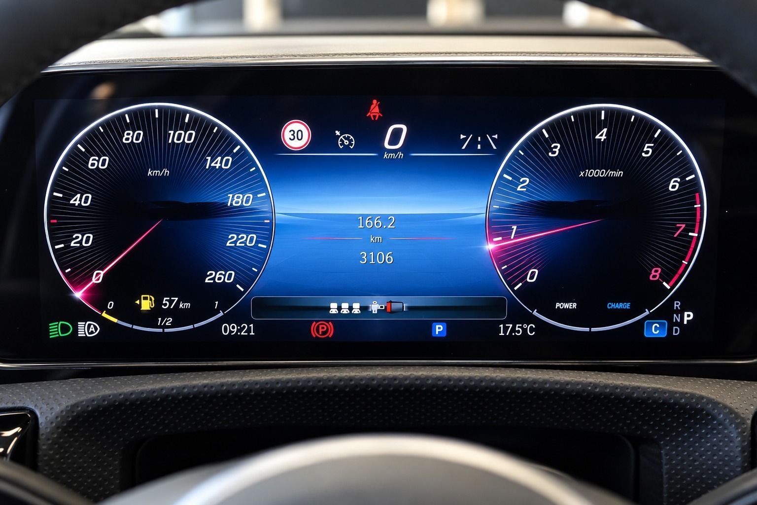 Fahrzeugabbildung Mercedes-Benz A 180 7G-DCT PANORAMA MBUX KAMERA WINTER KEYLESS