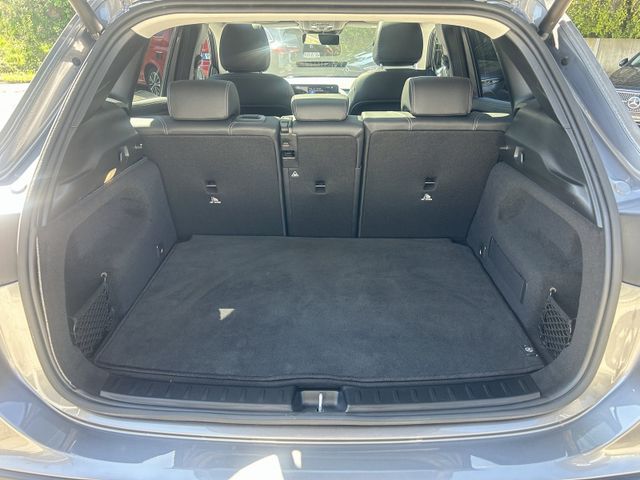 Mercedes-Benz GLA 220