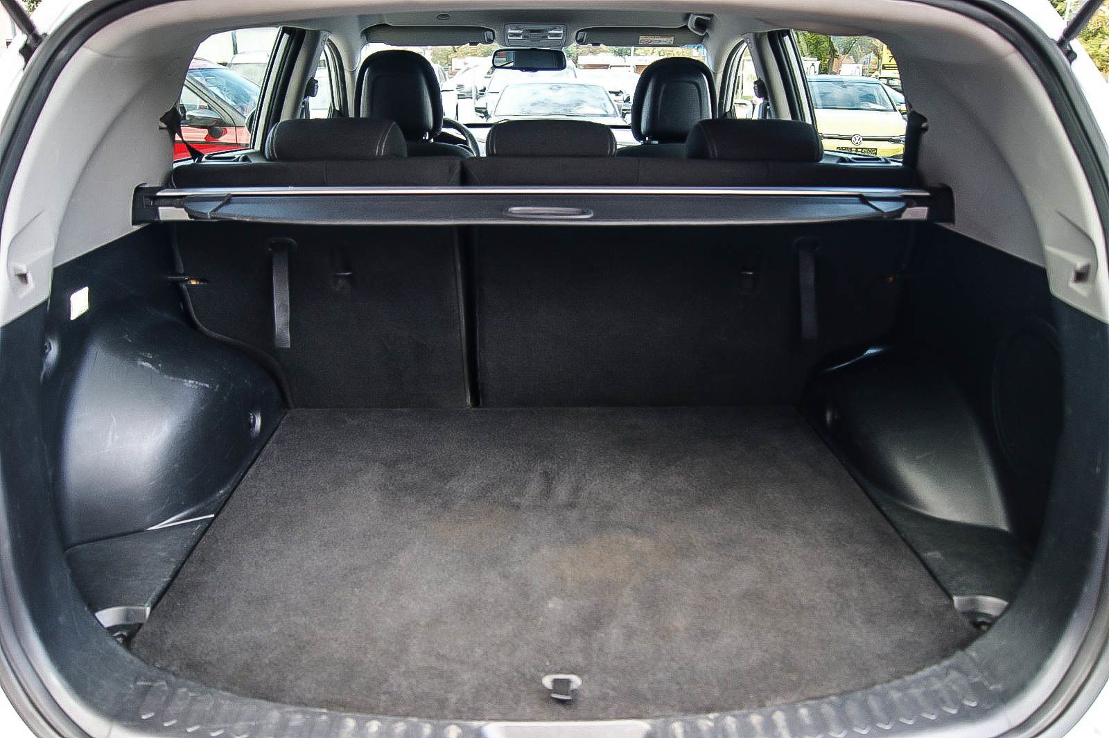 Fahrzeugabbildung Kia Sportage 1.6 FIFA World Cup Edition NAVIGATION