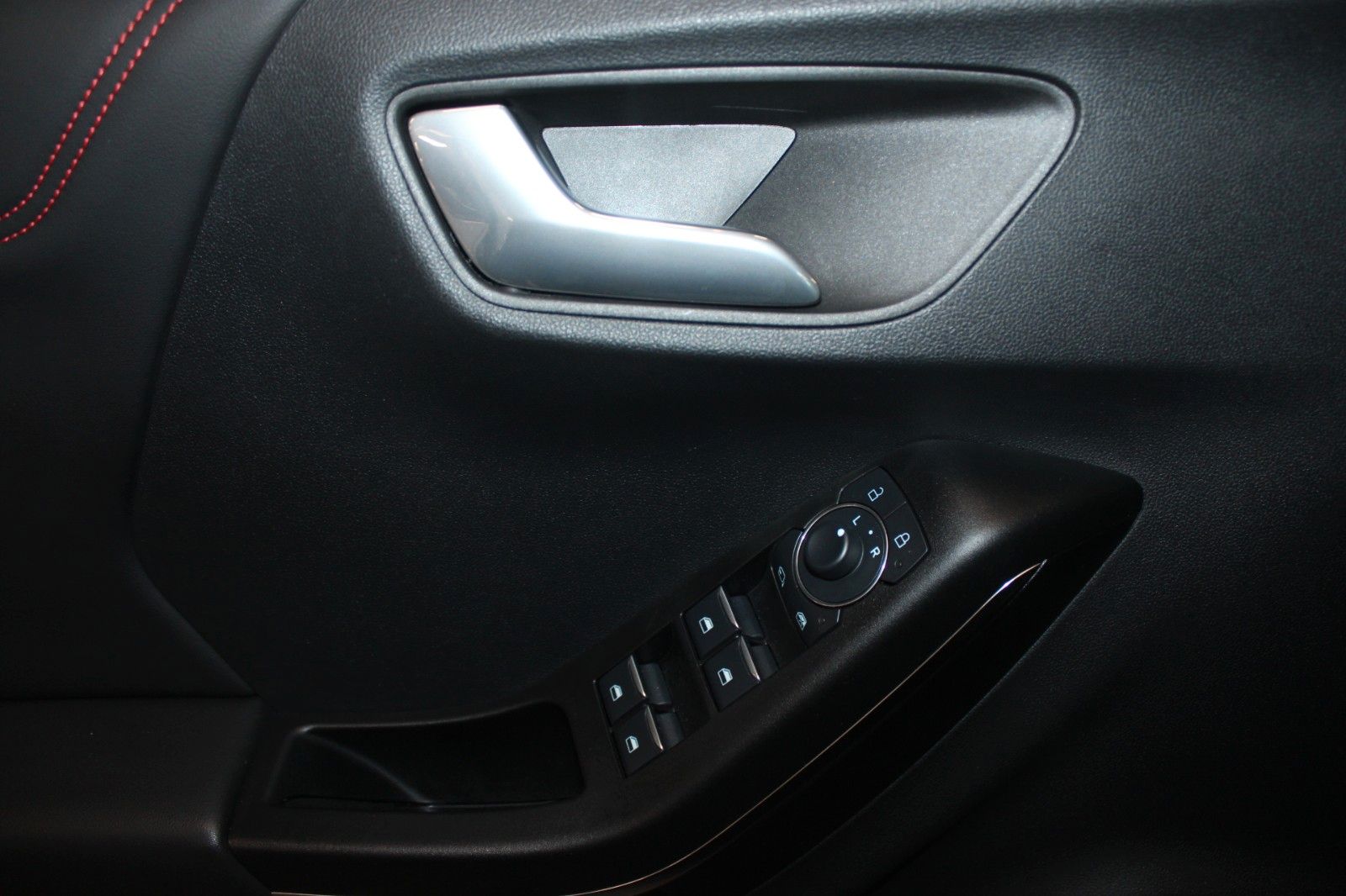 Fahrzeugabbildung Ford Puma ST-Line X Aut. LED Massage B&O Navi WinterP