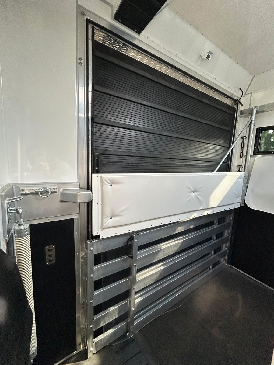Fahrzeugabbildung DAF XB 290 FA