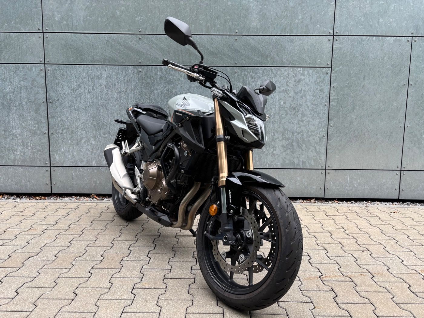 Fahrzeugabbildung Honda CB 500 F