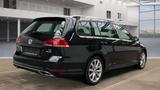 Volkswagen Golf VII Var. 1.5 TSI Highline DSG LED Einparkh. - Volkswagen Golf: V5