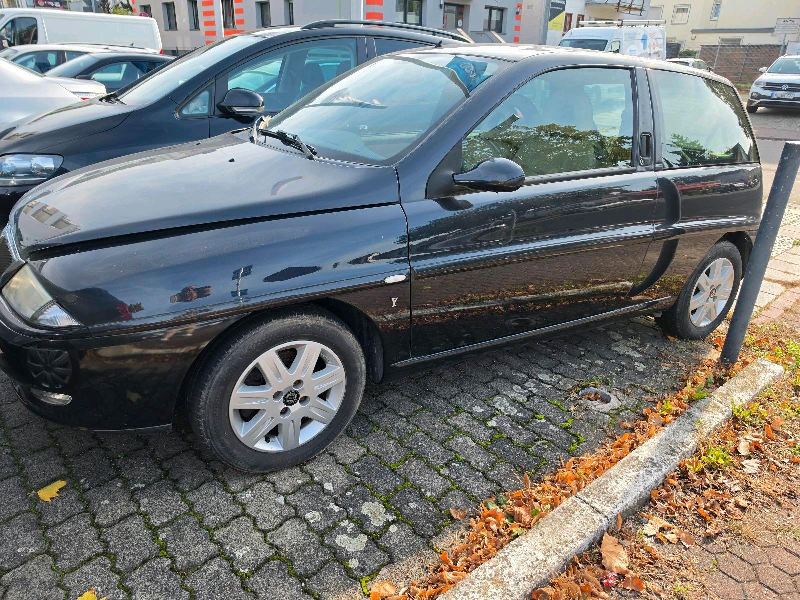 Lancia Voyager