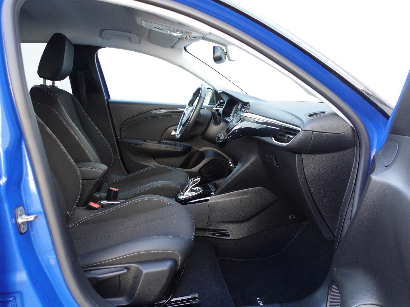 Fahrzeugabbildung Opel Corsa-e Elegance,Navi,Matrix,3-phasig,Sitzhzg