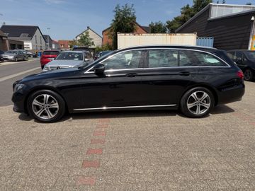 Mercedes E 200 - 6