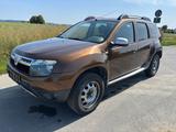 Dacia Duster I Prestige 4x4 - Dacia Duster aus 2011: Allradantrieb