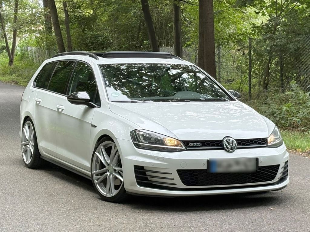 Image of Volkswagen Golf